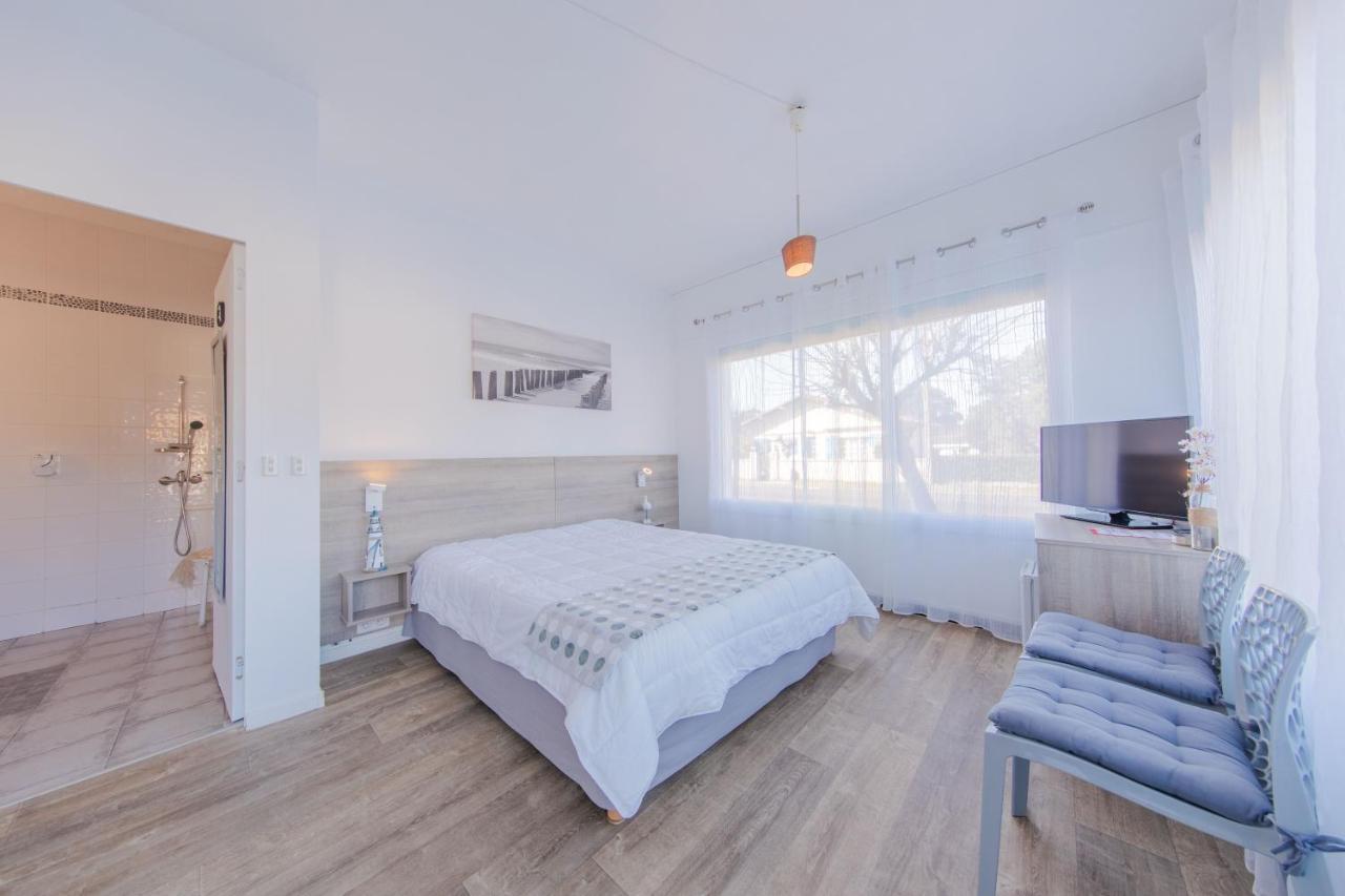 Hotel Land'Azur Mimizan-Plage Bagian luar foto